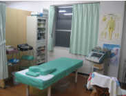 池上はり灸整骨院　施術室